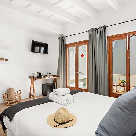 Hotel Boutique Ses 5 Claus 시우타데야 외부 사진